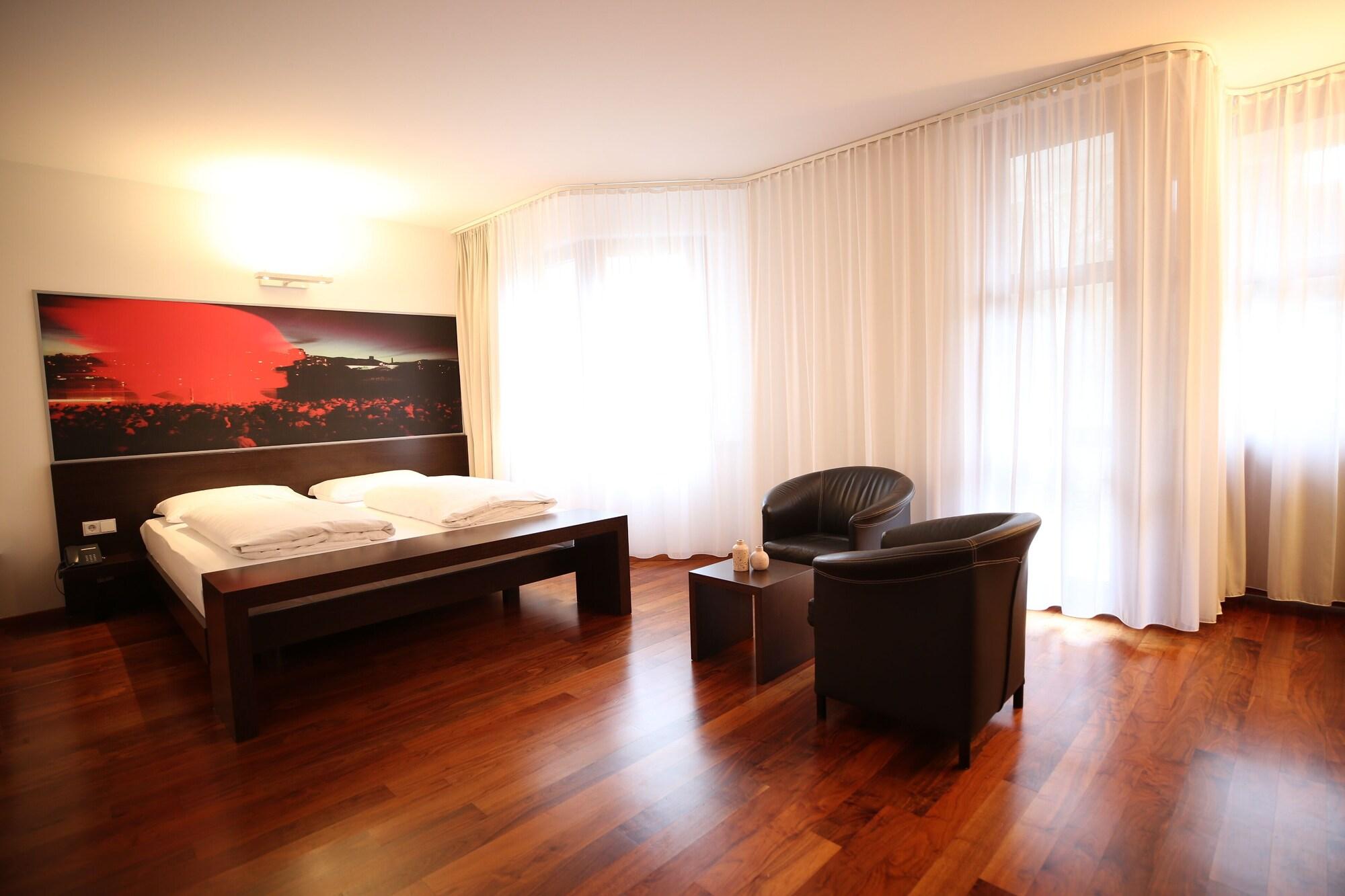 Arte Hotel Linz Exterior photo
